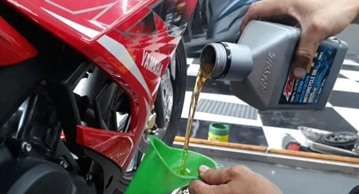 Nhớt Amsoil 10W40 Synthetic Metric