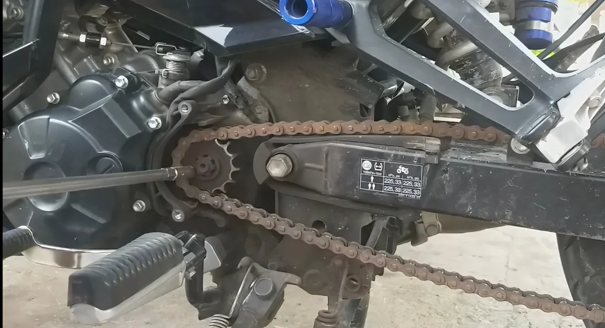 Quy trình tháo nhông sên dĩa exciter 150