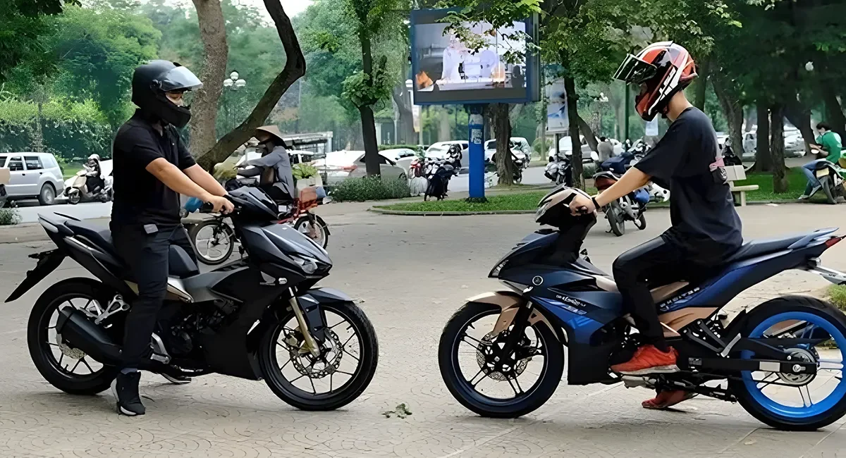 Sự khác nhau giữa động cơ SOHC và DOHC