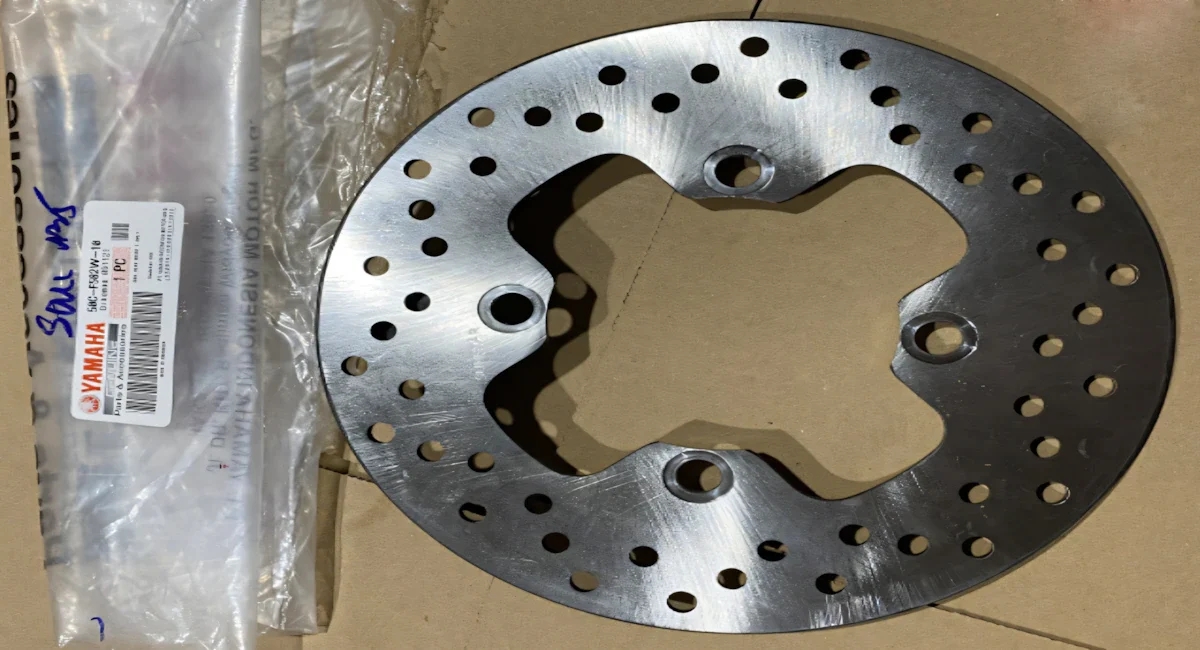 Thông số đĩa sau exciter 135 size bao nhiêu
