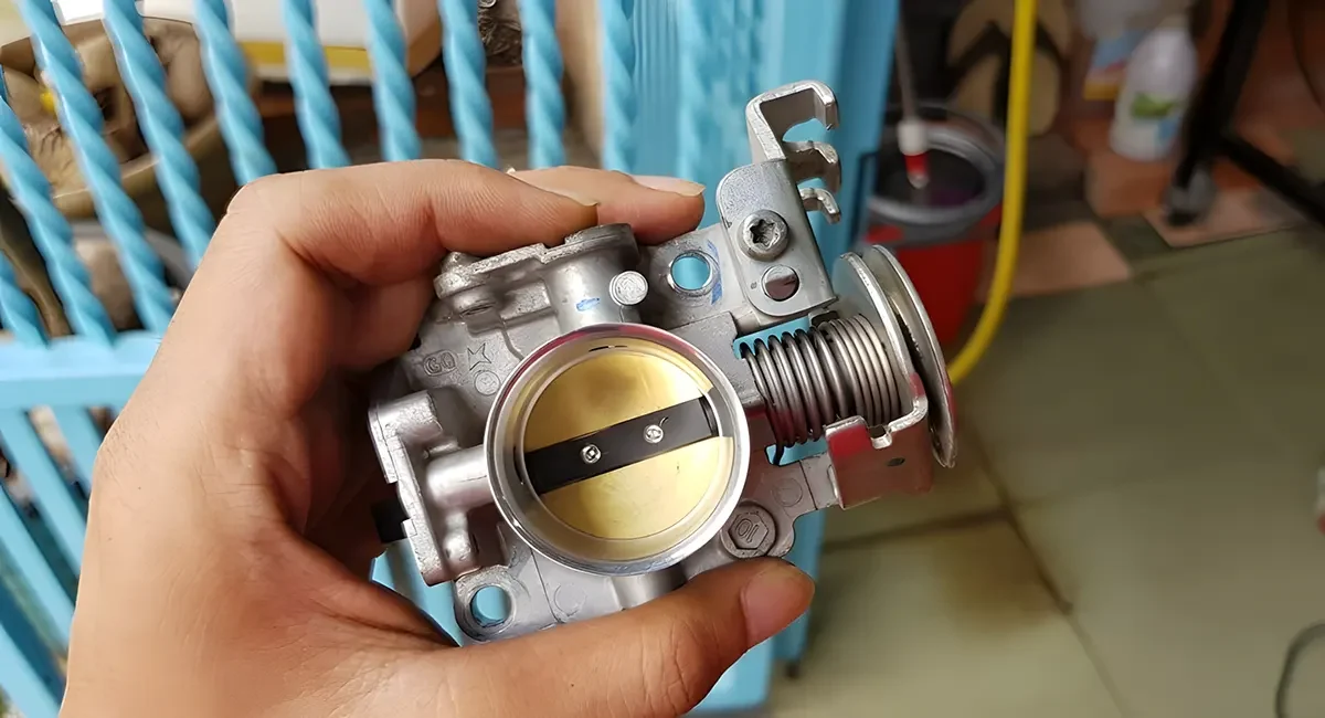 Xem ngay họng xăng zin Exciter 150 size bao nhiêu